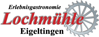 „Logo der Lochmühle in roter Schreibschrift mit grauem Wasserrad auf schwarzem Hintergrund.“